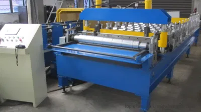 Machine de formage de rouleaux de panneaux sandwich en laine de roche/EPS/ligne de production de feuilles de toit